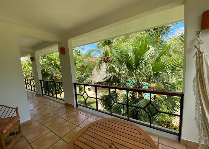 Hotel Cantarana