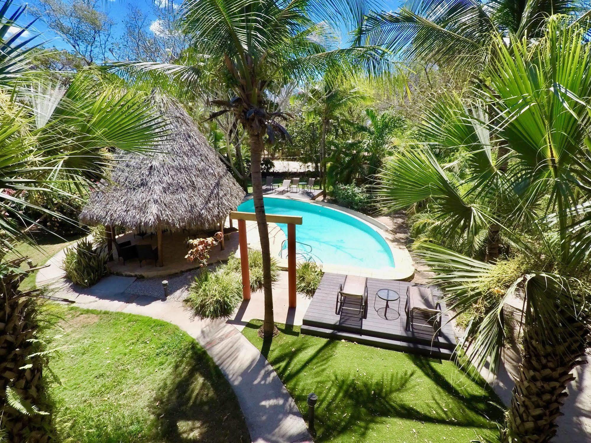 Hotel Cantarana 3*