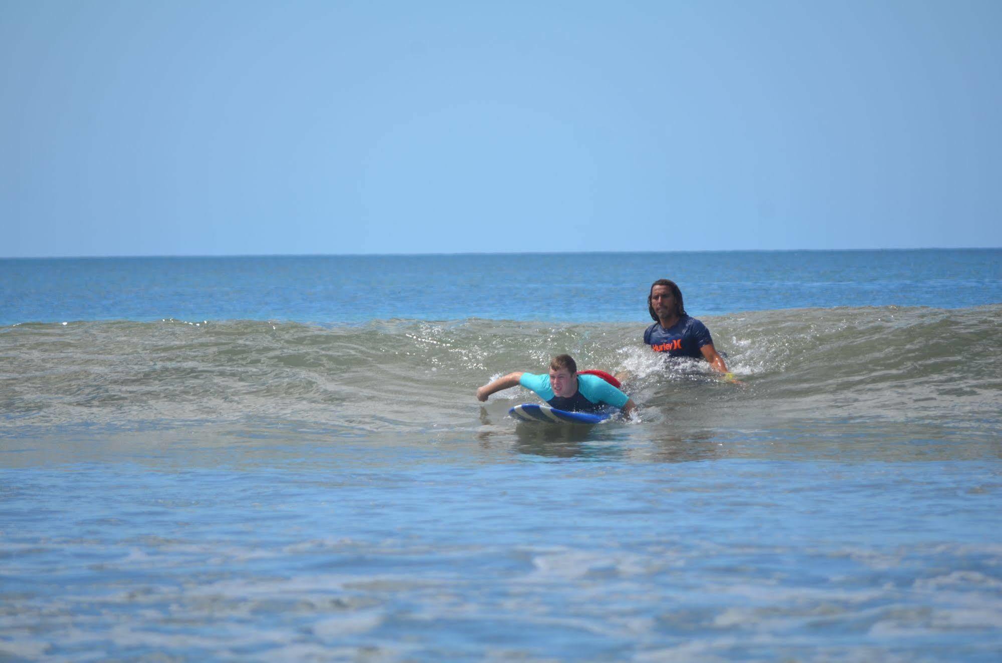 Cantarana Playa Grande